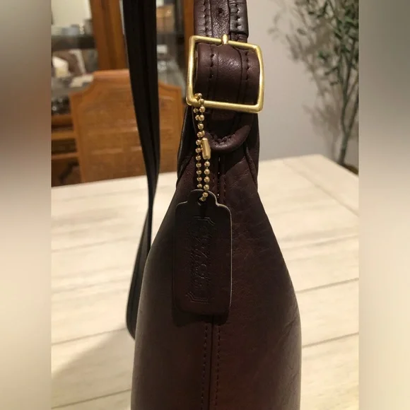 VINTAGE COACH MAHOGANY LEATHER SHOULDER SAC BUCKET BAG #9730 W/ 1-SIDED HANGTAG - Picture 10 of 15